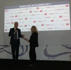 NISSAN LEAF premio GREEN GOLD AWARD 2017