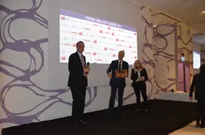 NISSAN LEAF premio GREEN GOLD AWARD 2017