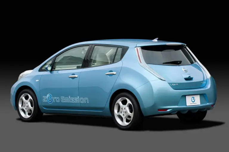 Nissan LEAF - 3