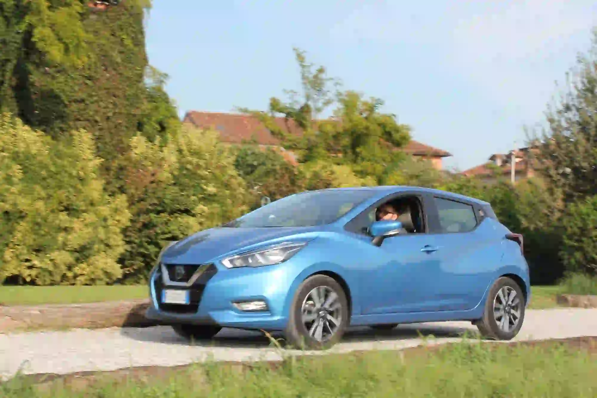 Nissan Micra 1.0: prova su strada - 25