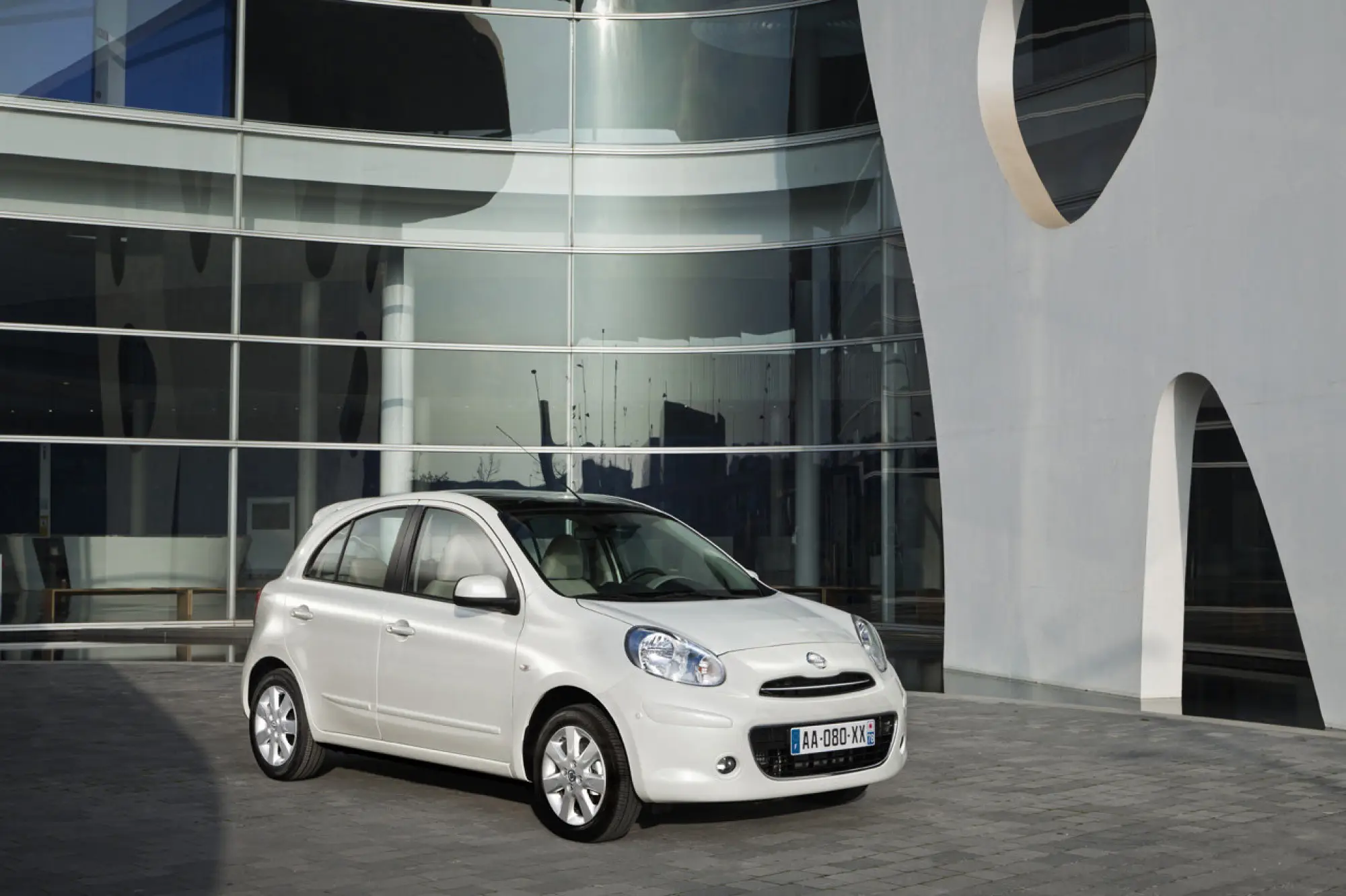 Nissan Micra 1.2 DIG-S - 10