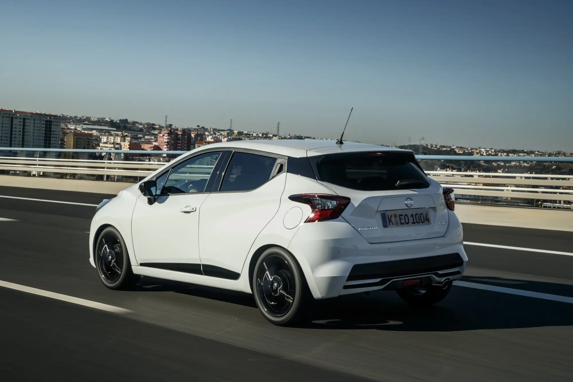 Nissan Micra MY 2019 - 18