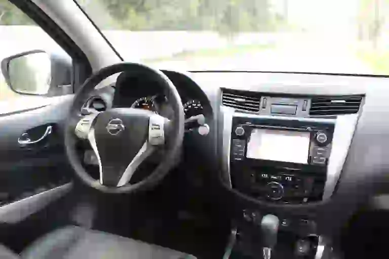 Nissan Navara 2.3 dCi - prova su strada - 42