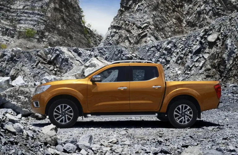 Nissan Navara 2015  - 47