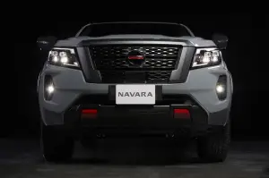 Nissan Navara 2021 - Foto ufficiali