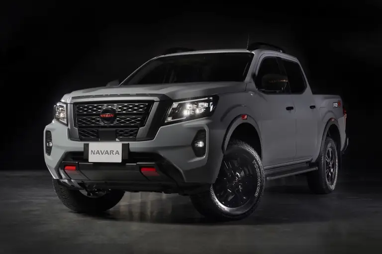 Nissan Navara 2021 - Foto ufficiali - 11