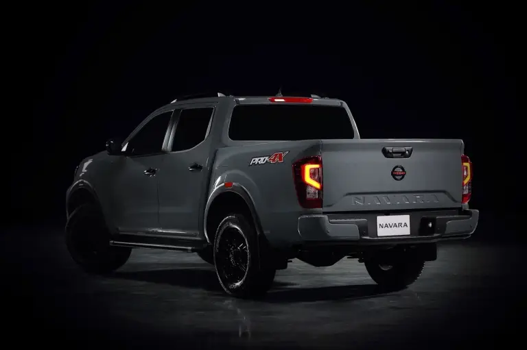Nissan Navara 2021 - Foto ufficiali - 26