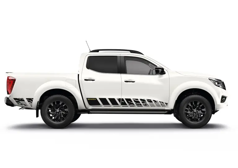 Nissan Navara N-Guard - 4