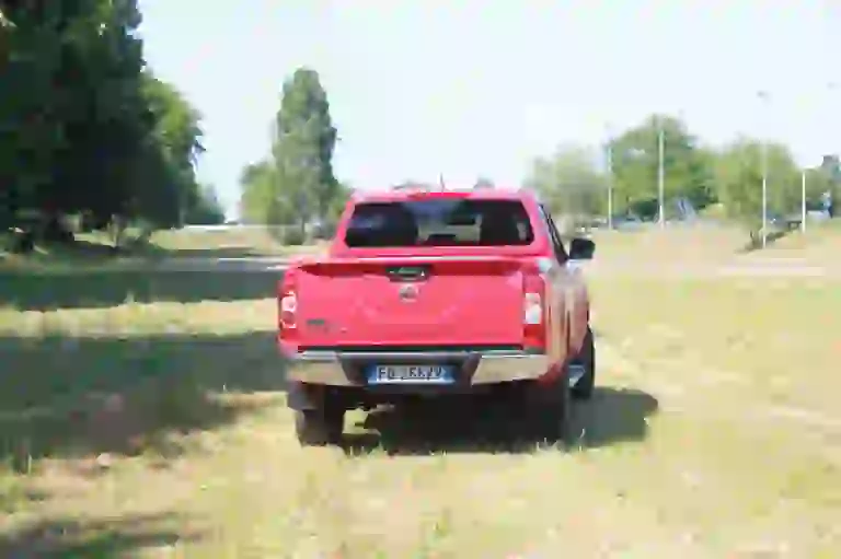 Nissan Navara NP300: prova su strada - 11