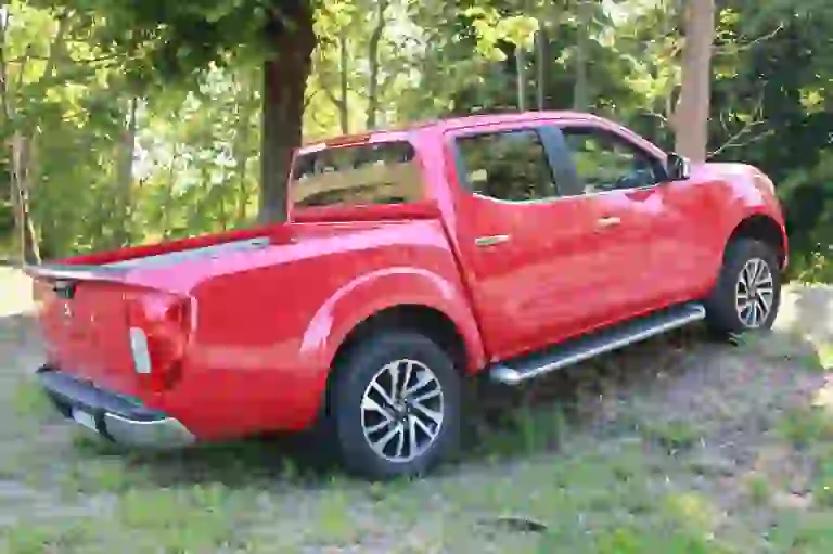 Nissan Navara NP300: prova su strada - 16