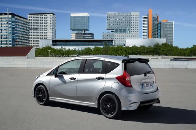 Nissan Note Black Edition - 1