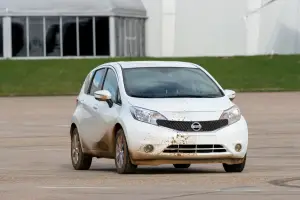 Nissan Note con vernice Ultra-Ever Dry