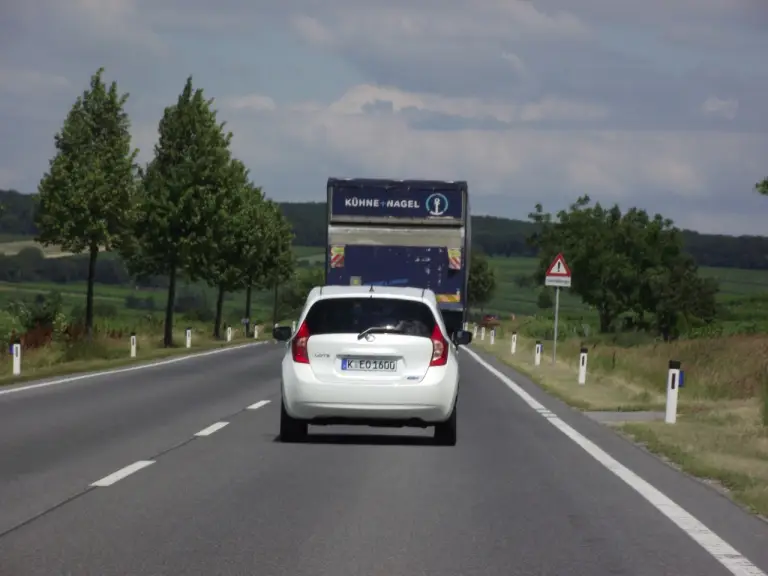 Nissan Note MY 2013 - Prime impressioni - 1