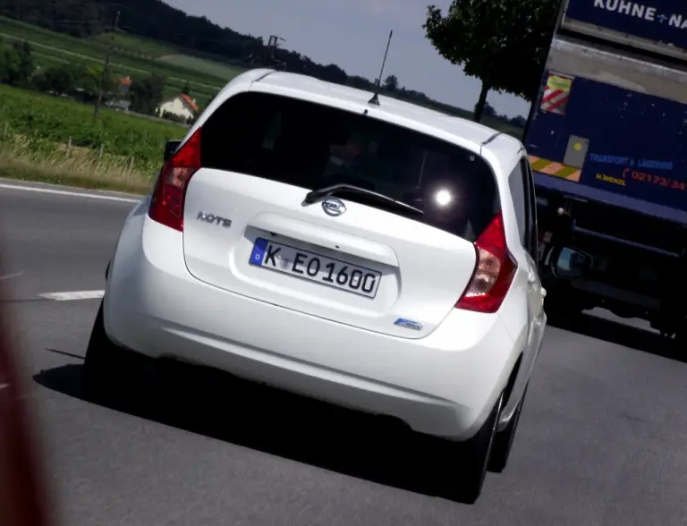 Nissan Note MY 2013 - Prime impressioni - 2