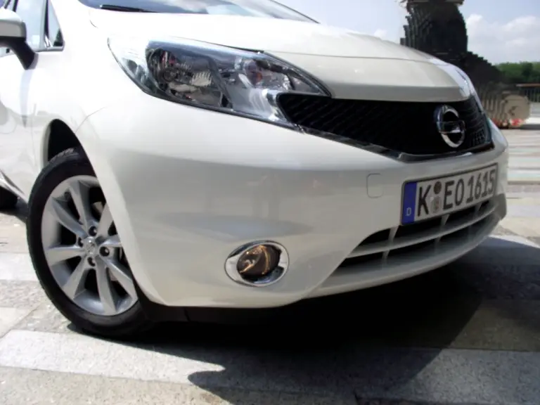 Nissan Note MY 2013 - Prime impressioni - 9