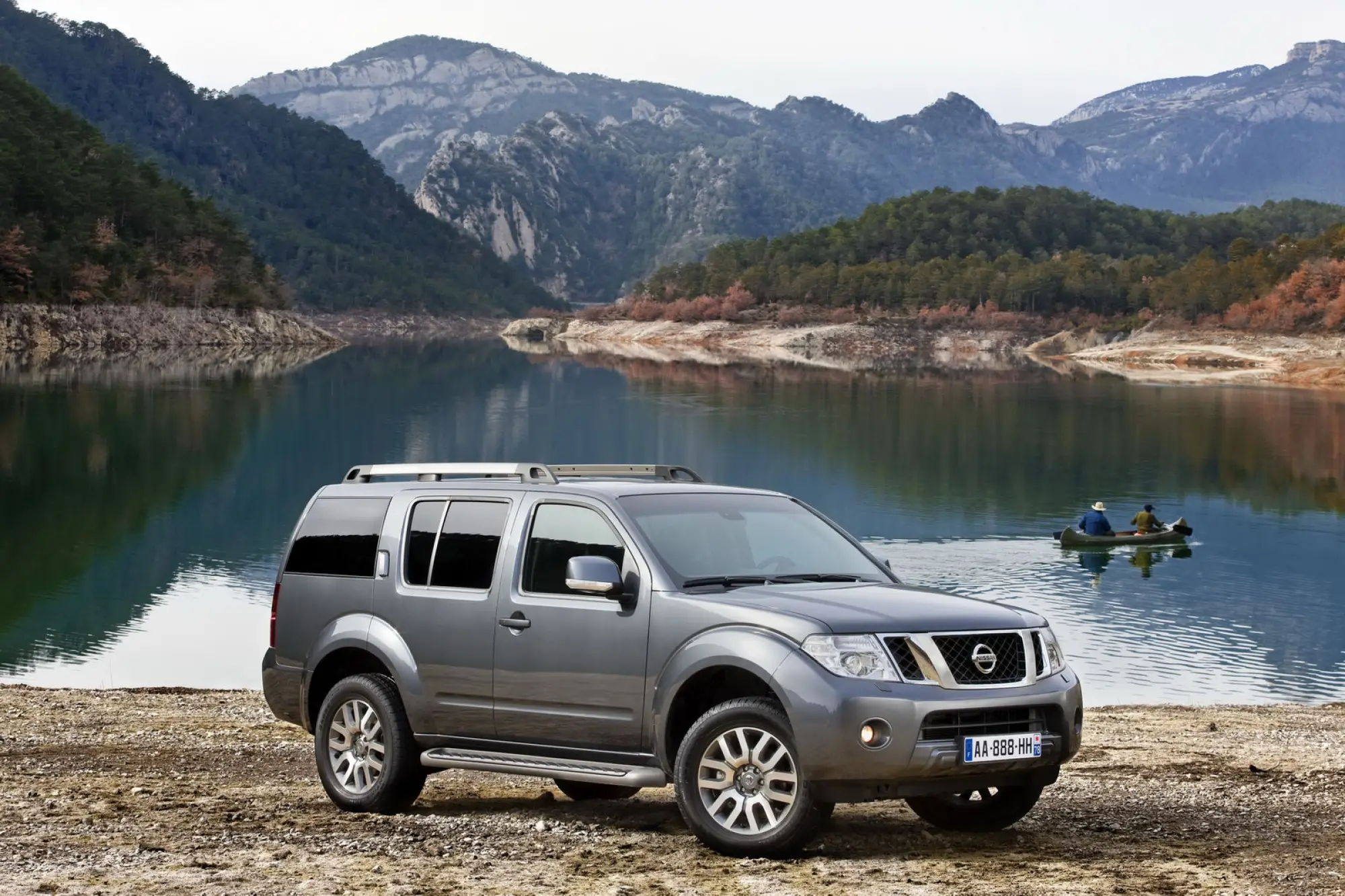 Nissan Pathfinder & Navara 2011 - 1