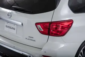 Nissan Pathfinder MY 2017
