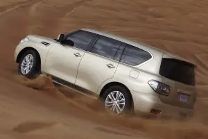 Nissan Patrol 2011 - 14