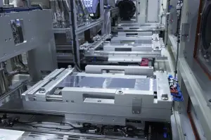 Nissan impianto di produzione di batterie allo stato solido - Foto