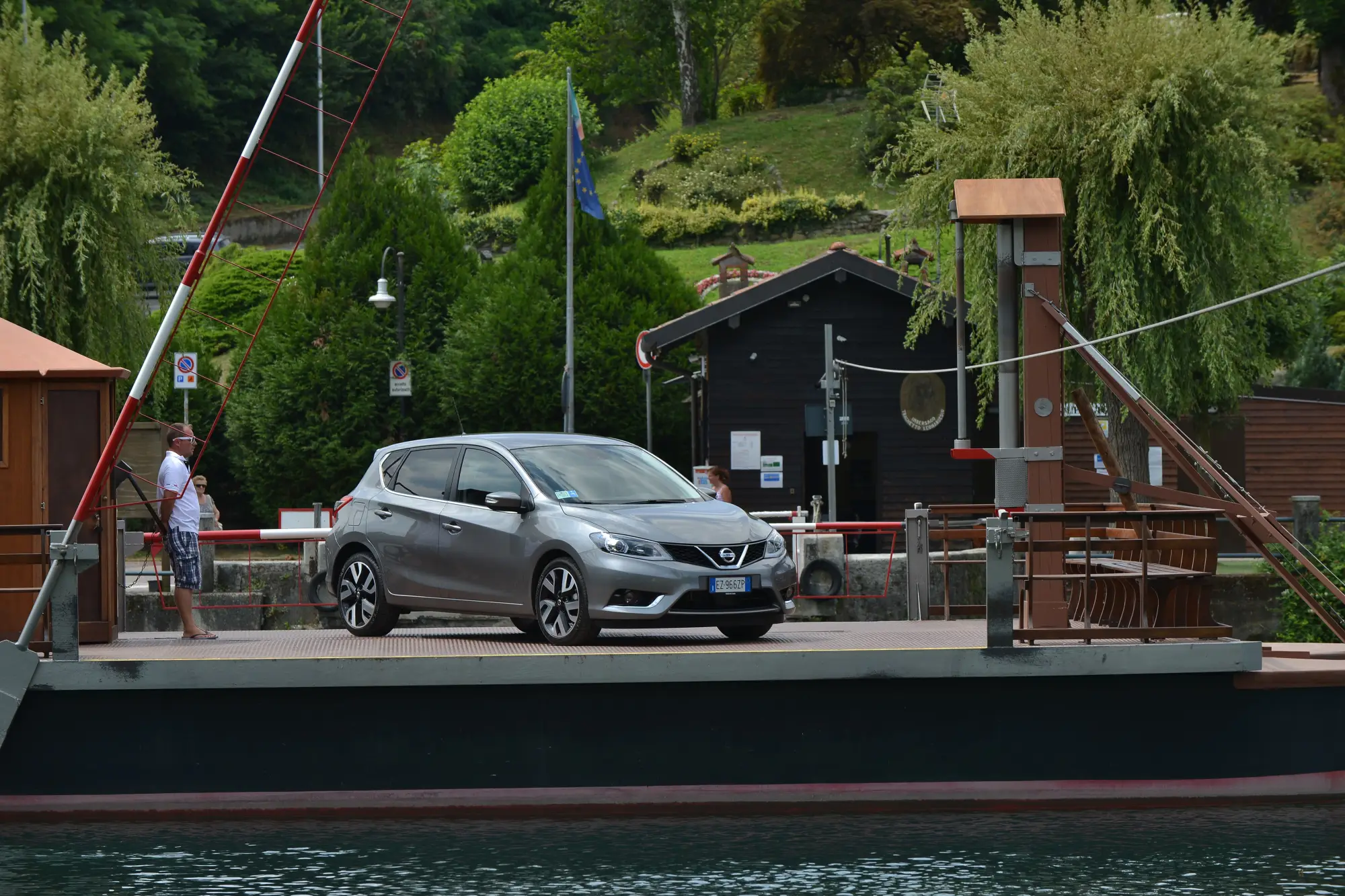 Nissan Pulsar DIGT 190 - 47