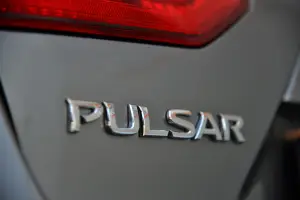 Nissan Pulsar DIGT 190 - 5