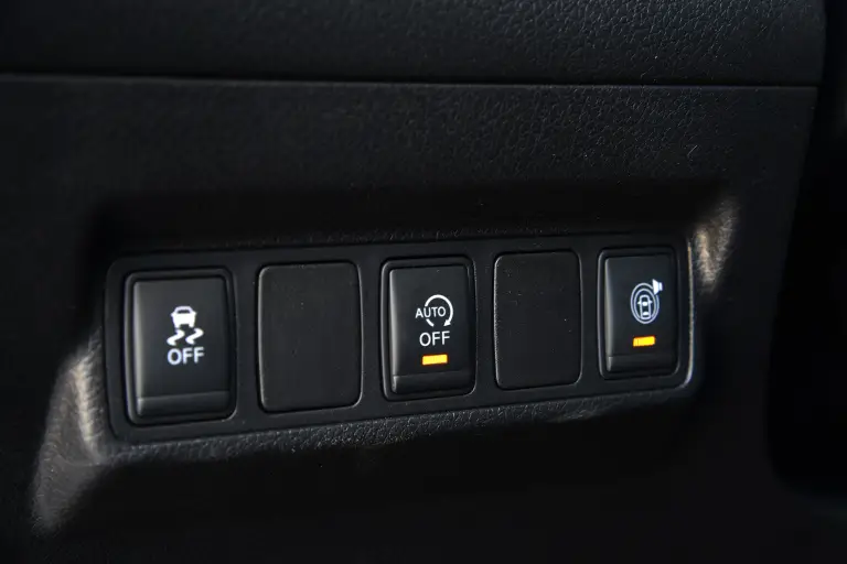 Nissan Pulsar DIGT 190 - 6