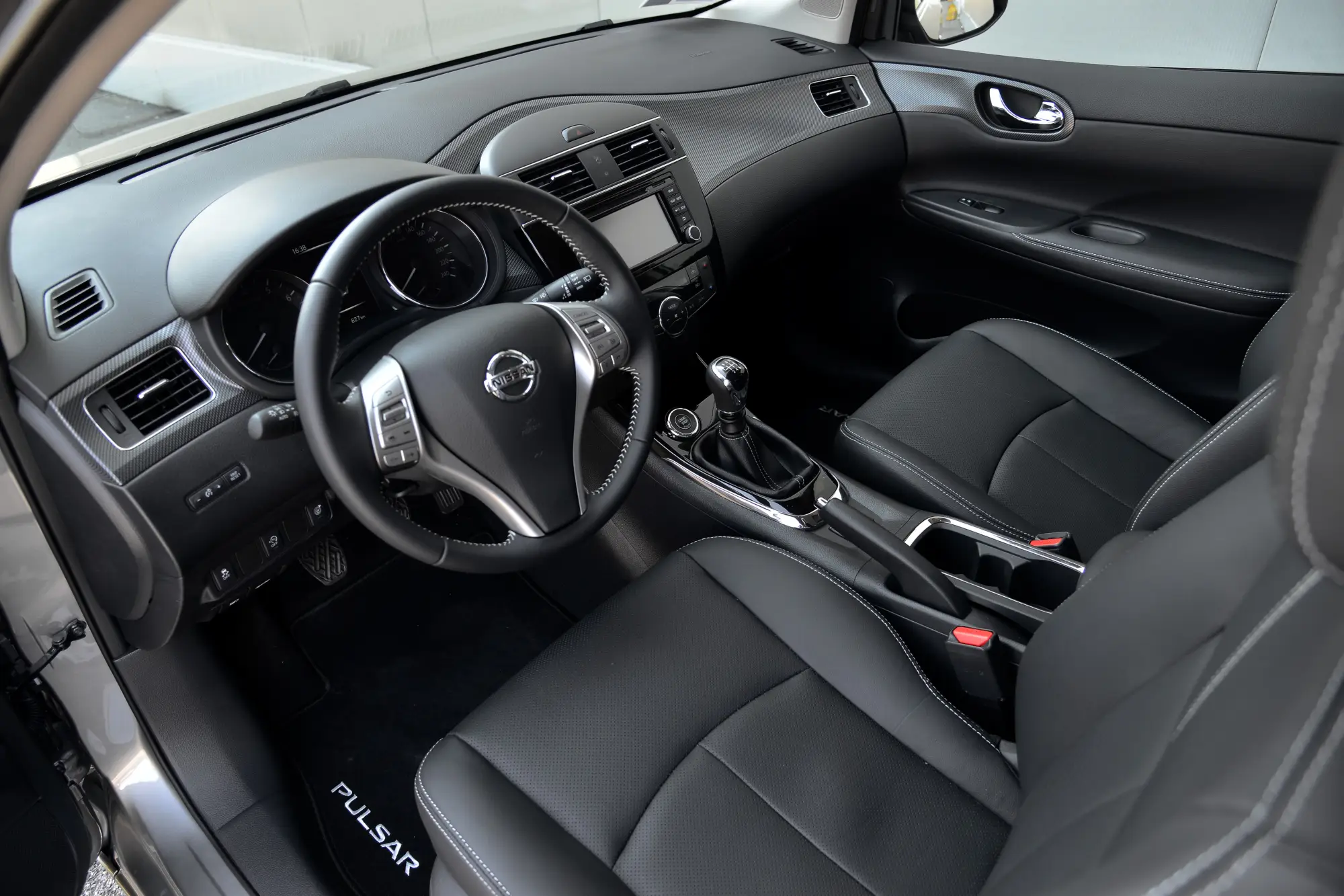 Nissan Pulsar DIGT 190 - 8