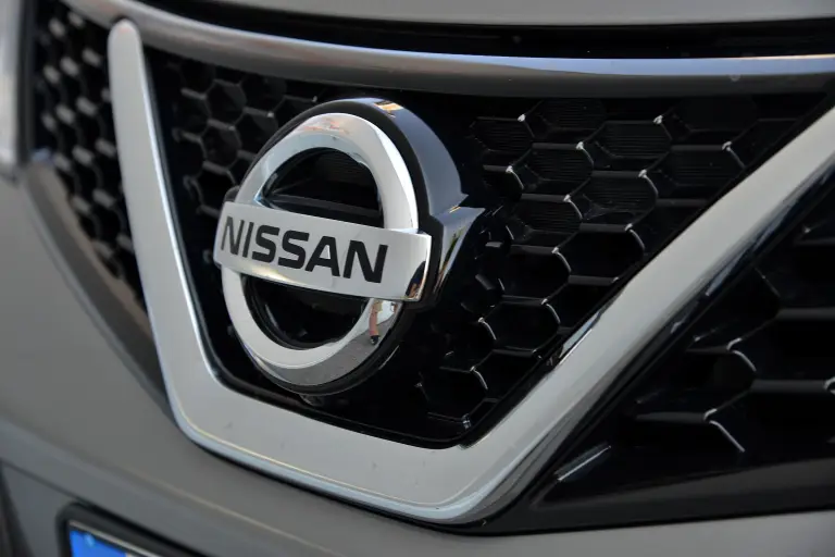 Nissan Pulsar DIGT 190 - 12
