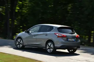 Nissan Pulsar DIGT 190 - 19