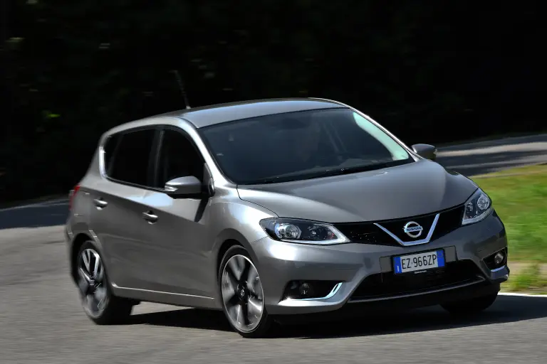 Nissan Pulsar DIGT 190 - 21