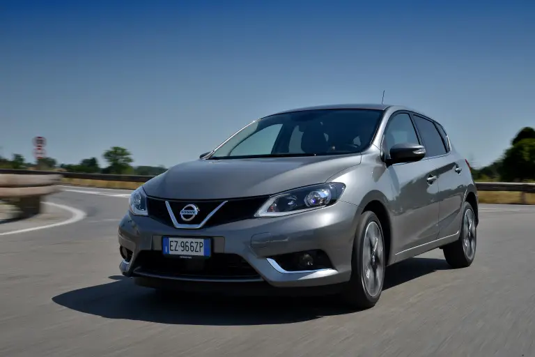 Nissan Pulsar DIGT 190 - 23