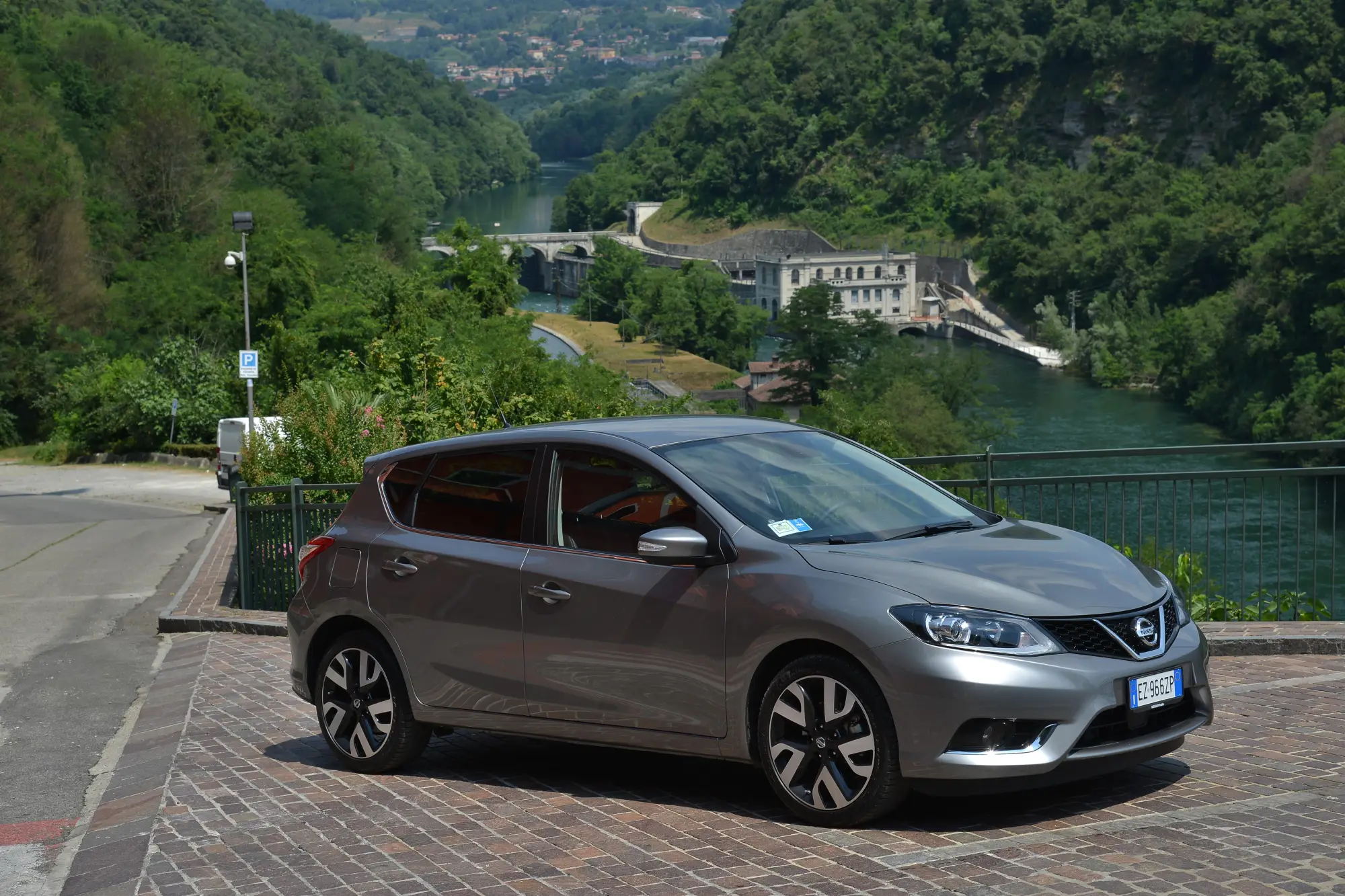 Nissan Pulsar DIGT 190 - 40