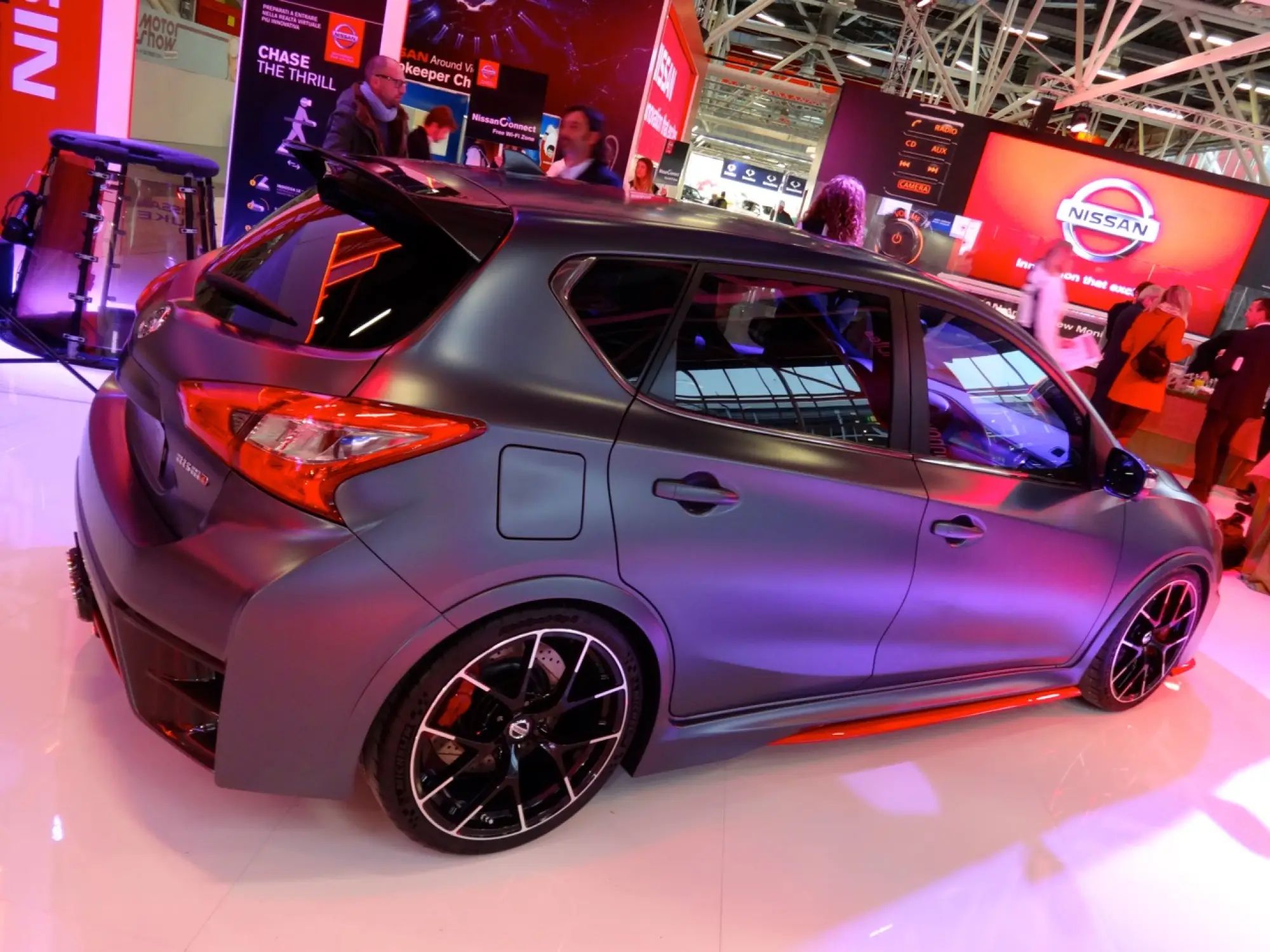 Nissan Pulsar Nismo - Motor Show 2014 - 6