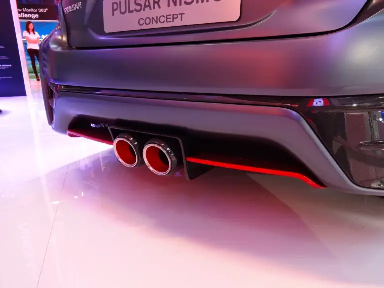 Nissan Pulsar Nismo - Motor Show 2014 - 11