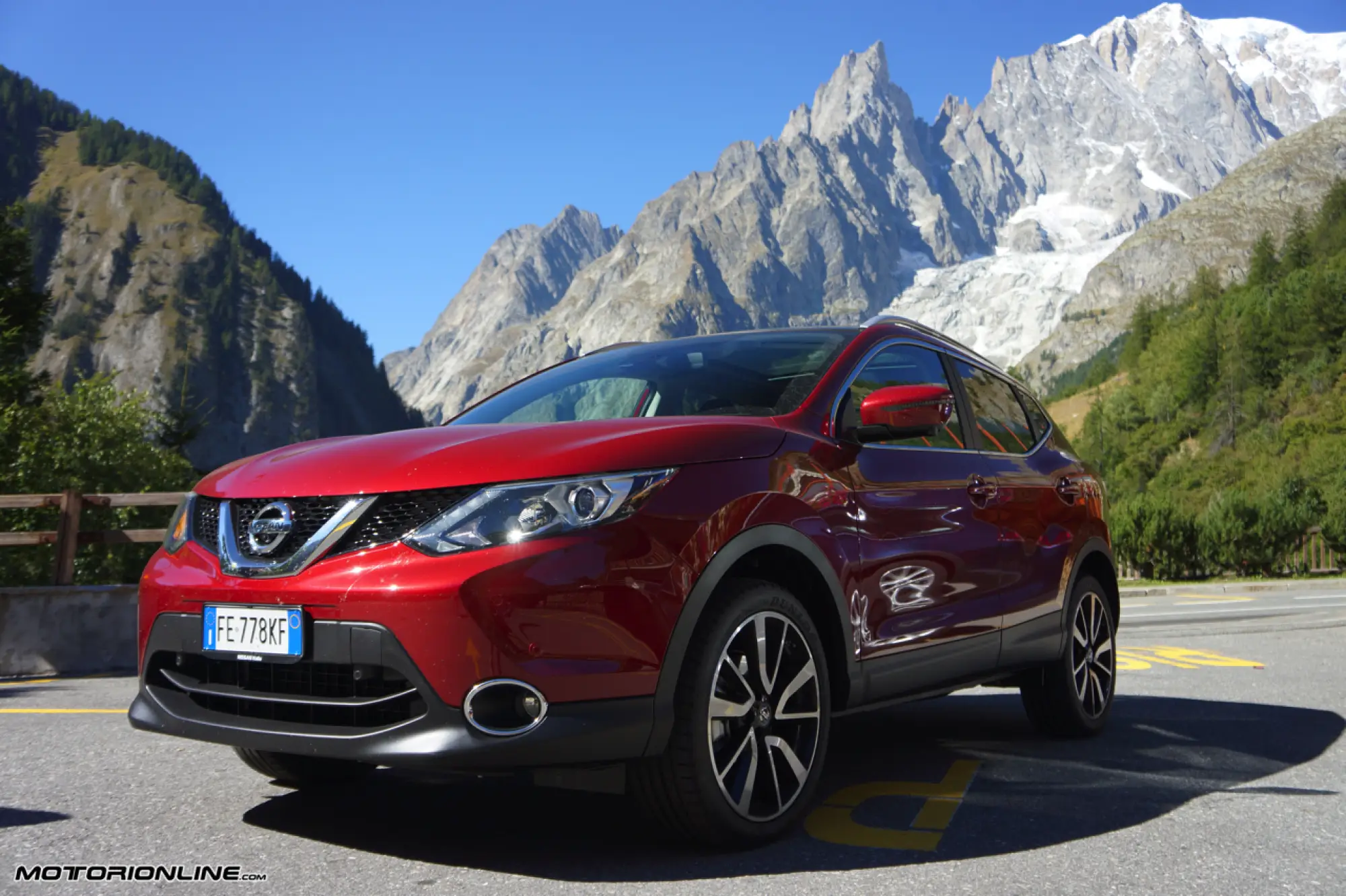 Nissan Qashqai 1.6 dCi 4WD Tekna [PROVA SU STRADA] - 9