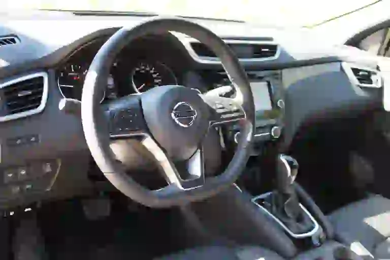 Nissan Qashqai diesel 150 CV - Prova su strada 2019 - 16