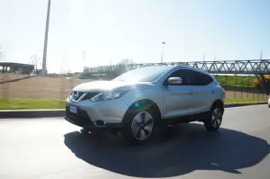 Nissan Qashqai DIG-T 163 - Prova su strada 2016 - 13