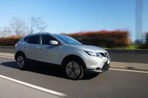 Nissan Qashqai DIG-T 163 - Prova su strada 2016