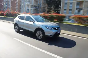 Nissan Qashqai DIG-T 163 - Prova su strada 2016