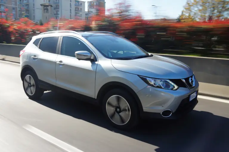 Nissan Qashqai DIG-T 163 - Prova su strada 2016 - 42