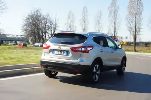 Nissan Qashqai DIG-T 163 - Prova su strada 2016