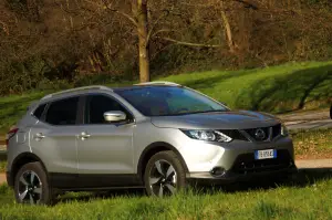 Nissan Qashqai DIG-T 163 - Prova su strada 2016