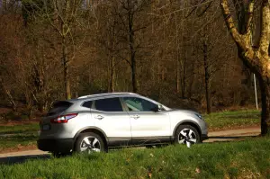 Nissan Qashqai DIG-T 163 - Prova su strada 2016 - 90