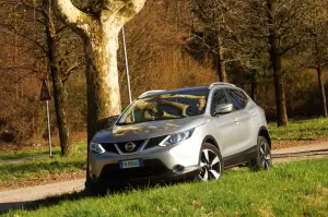 Nissan Qashqai DIG-T 163 - Prova su strada 2016