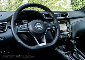 Nissan Qashqai MY 2017 - Primo Contatto