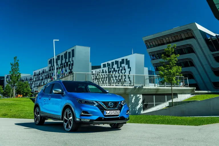 Nissan Qashqai MY 2018 - 16