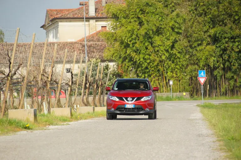 Nissan Qashqai MY2015, prova su strada - 52