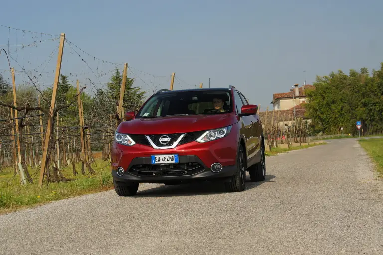 Nissan Qashqai MY2015, prova su strada - 55