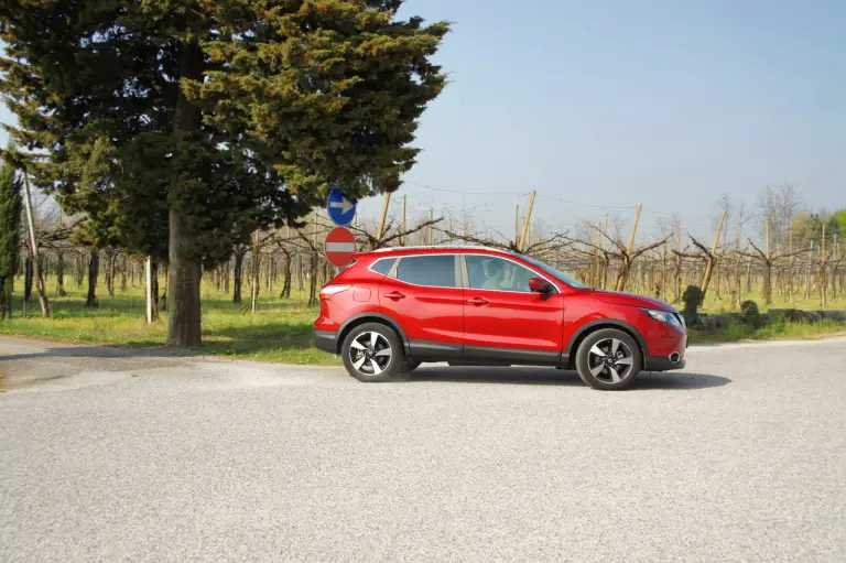 Nissan Qashqai MY2015, prova su strada - 68