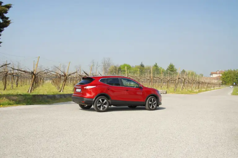 Nissan Qashqai MY2015, prova su strada - 70